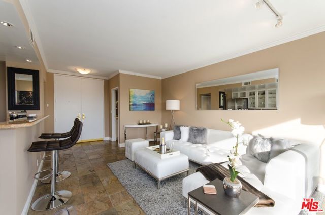 1131 ALTA LOMA Road 403, West Hollywood, CA 90069