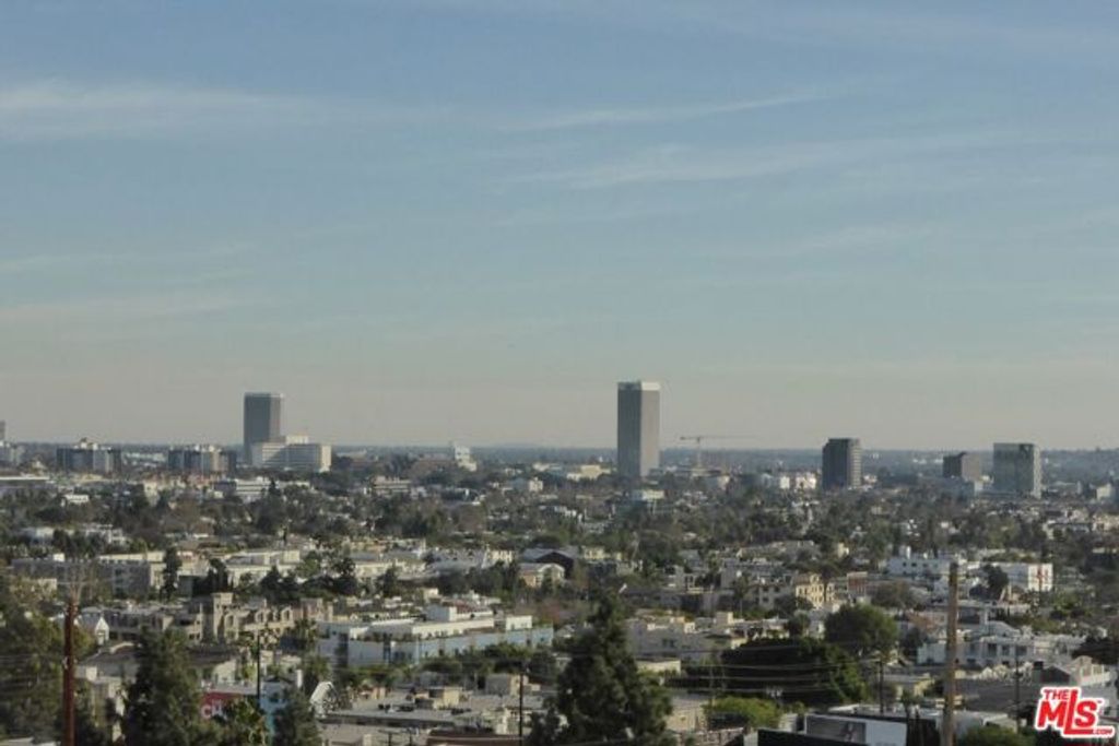 1131 ALTA LOMA Road 403, West Hollywood, CA 90069