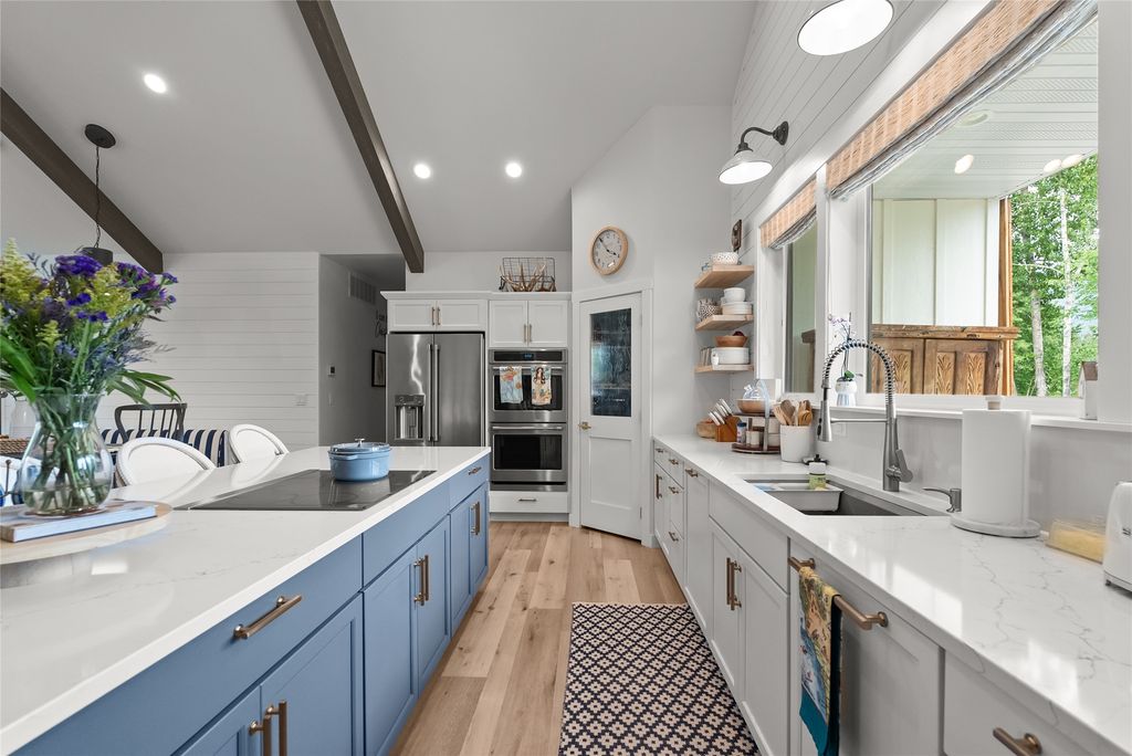 14833 Sunburst Drive, Bigfork, MT 59911 photo 32