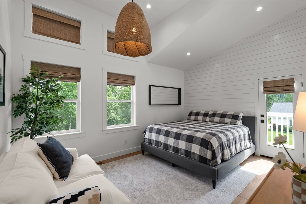 14833 Sunburst Drive, Bigfork, MT 59911 photo 51