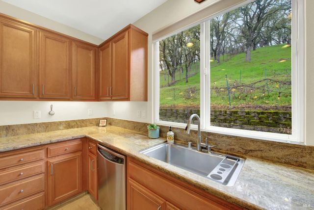 4615 Orchestra Pl, Fairfield, CA 94534