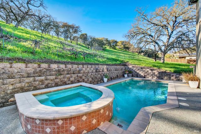 4615 Orchestra Pl, Fairfield, CA 94534