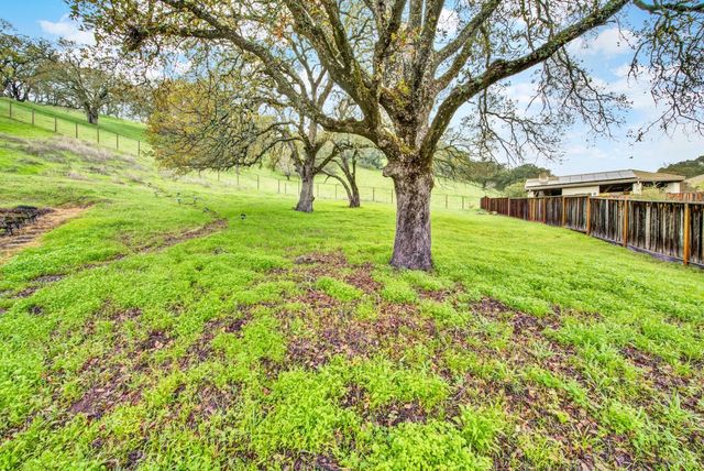 4615 Orchestra Pl, Fairfield, CA 94534