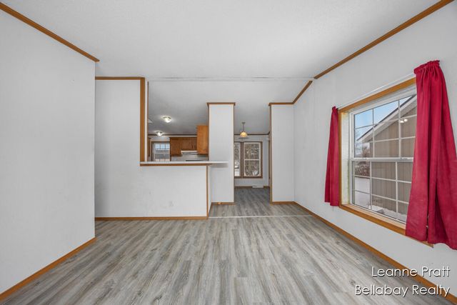 9820 W 5 Point Highway, Kalamo Twp, MI 49021