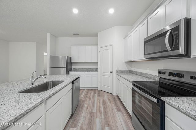 418 Haleybury Street SW, Palm Bay, FL 32908