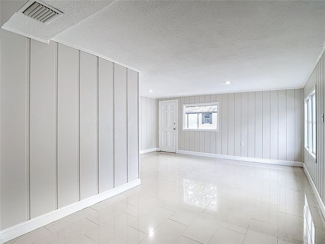 1328 DIVOT LANE, Tampa, FL 33612