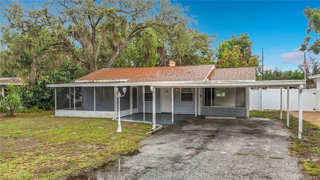 1328 DIVOT LANE, Tampa, FL 33612