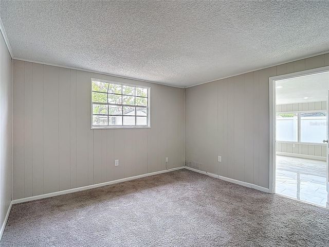 1328 DIVOT LANE, Tampa, FL 33612