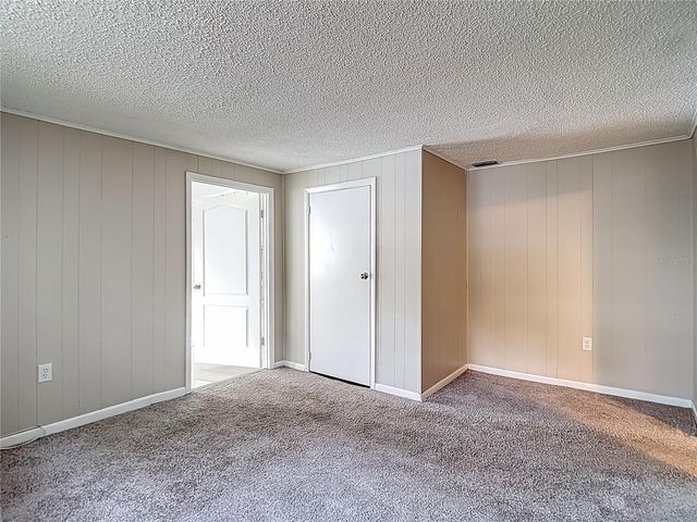 1328 DIVOT LANE, Tampa, FL 33612