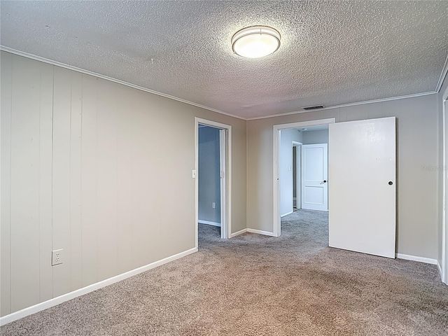 1328 DIVOT LANE, Tampa, FL 33612