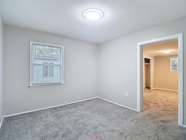 1328 DIVOT LANE, Tampa, FL 33612