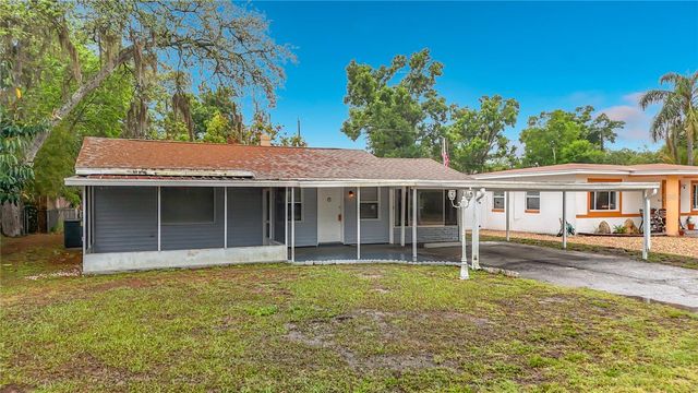 1328 DIVOT LANE, Tampa, FL 33612