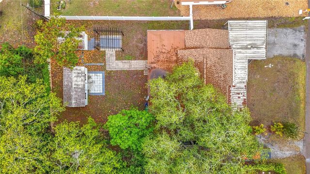 1328 DIVOT LANE, Tampa, FL 33612