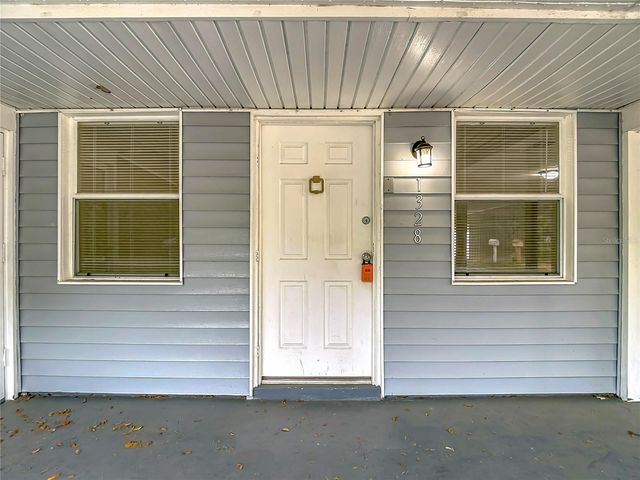 1328 DIVOT LANE, Tampa, FL 33612