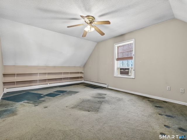 11 Cottage Lane, East Lyme, CT 06357