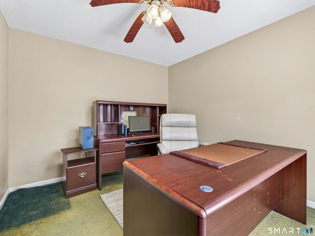 11 Cottage Lane, East Lyme, CT 06357