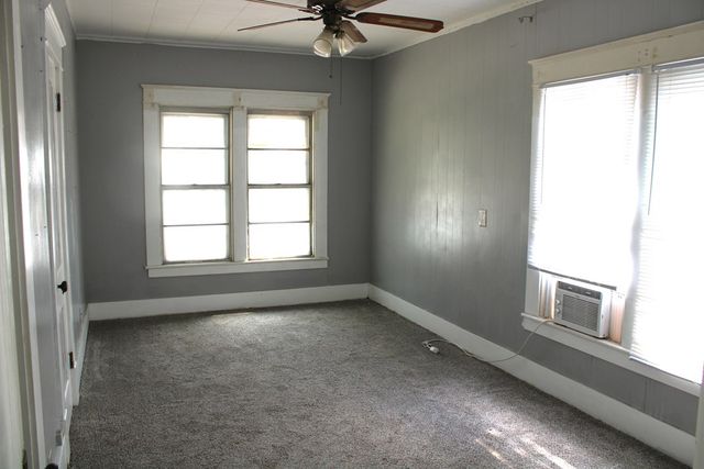 1002 Broadway Street, Ballinger, TX 76821