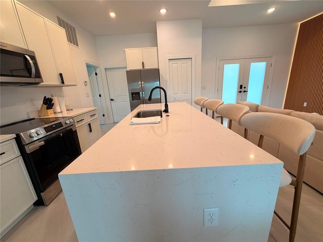 8212 LEAFY WAY, Port Charlotte, FL 33981