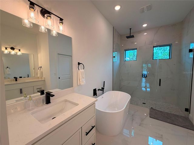 8212 LEAFY WAY, Port Charlotte, FL 33981