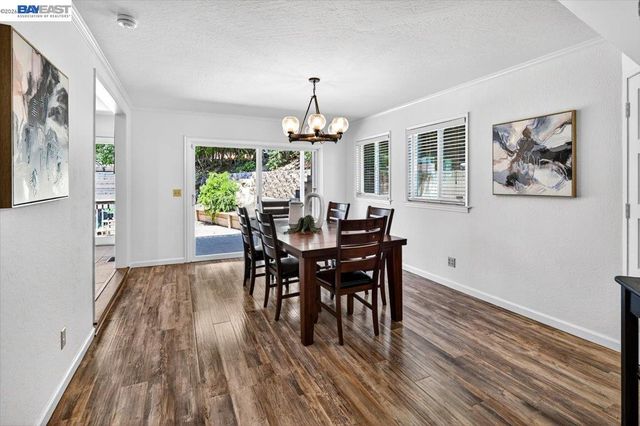 4592 Edwards Ln, Castro Valley, CA 94546