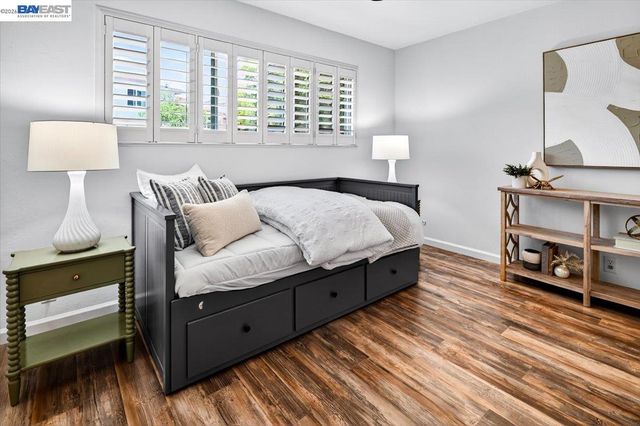 4592 Edwards Ln, Castro Valley, CA 94546