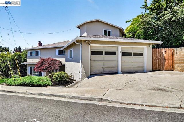 4592 Edwards Ln, Castro Valley, CA 94546