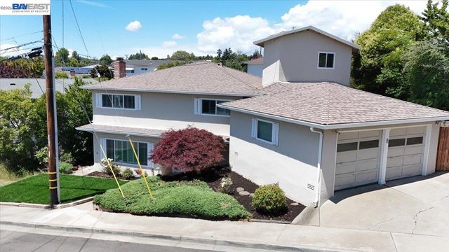 4592 Edwards Ln, Castro Valley, CA 94546