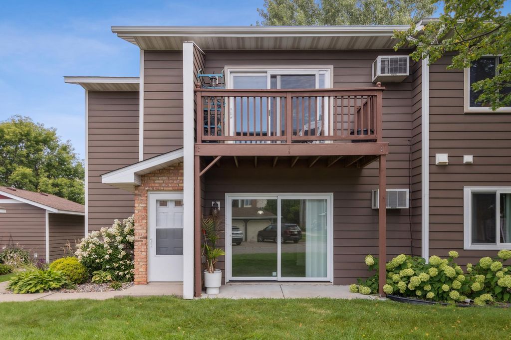 4478 Cinnamon Ridge Trail A, Eagan, MN 55122
