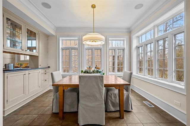 224 Sheridan Road, Kenilworth, IL 60043