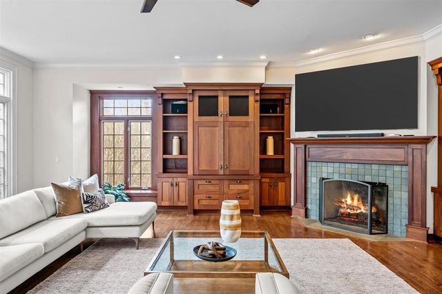 224 Sheridan Road, Kenilworth, IL 60043