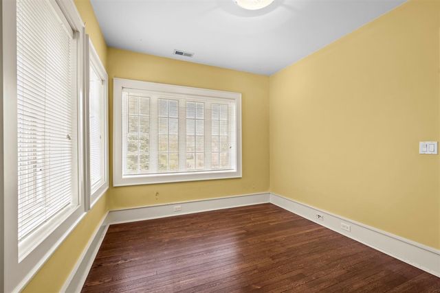 224 Sheridan Road, Kenilworth, IL 60043