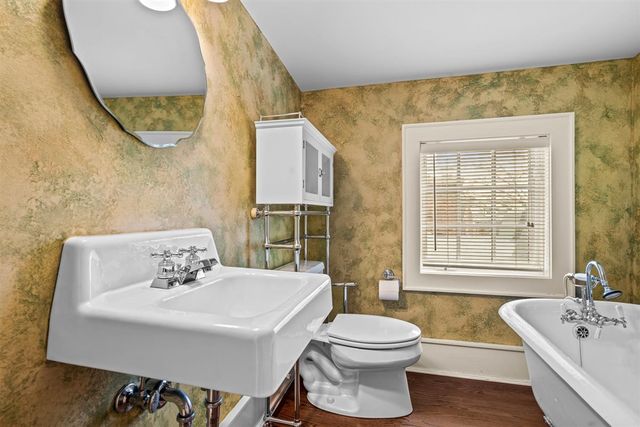 224 Sheridan Road, Kenilworth, IL 60043