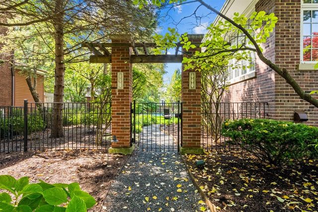 224 Sheridan Road, Kenilworth, IL 60043