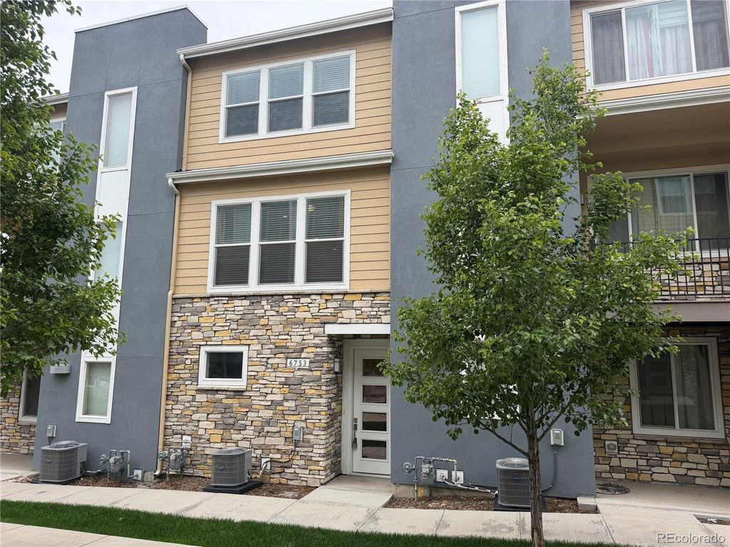 6753 S Tempe Court, Aurora, CO 80016