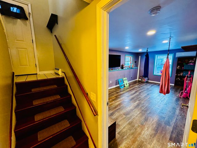 497 Colonel Ledyard Highway, Ledyard, CT 06339