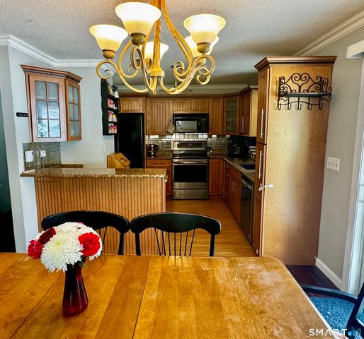 497 Colonel Ledyard Highway, Ledyard, CT 06339