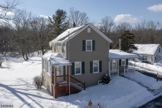 24 Shady Ln, Newton Town, NJ 07860