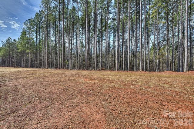 2287 Lee Lawing Road, Lincolnton, NC 28092
