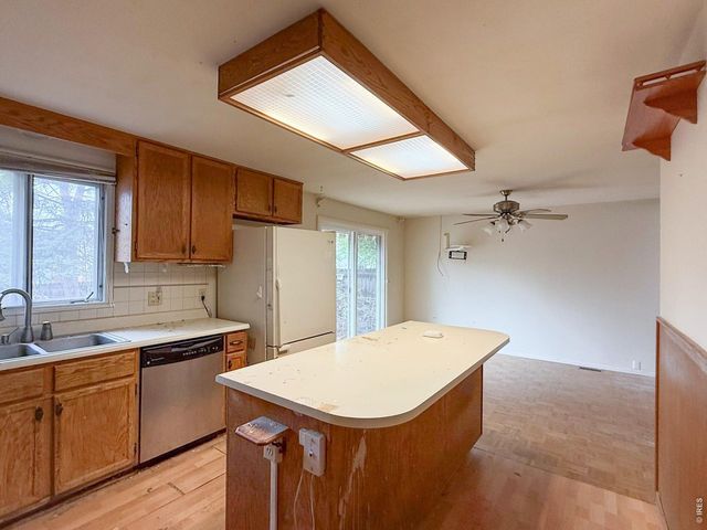 960 E 9th Ave, Broomfield, CO 80020