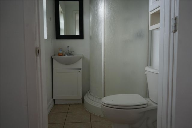 2218 Arbor Street C, Houston, TX 77004