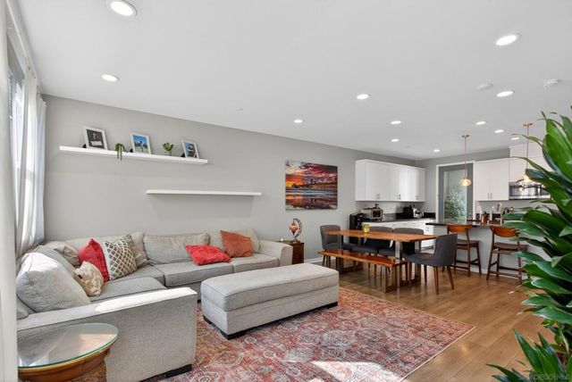 1566 Vista Del Mar 2, Oceanside, CA 92054