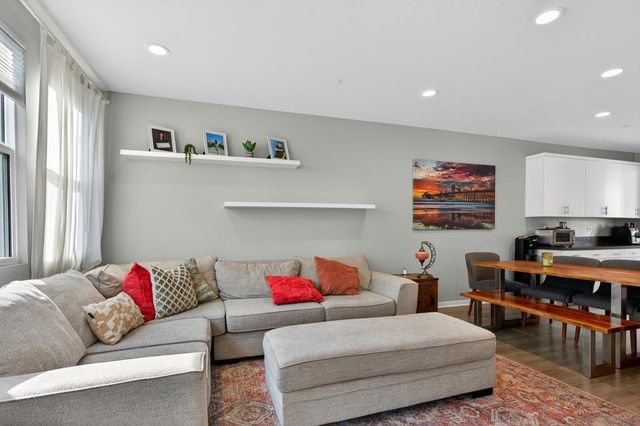 1566 Vista Del Mar 2, Oceanside, CA 92054