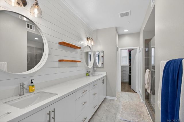 1566 Vista Del Mar 2, Oceanside, CA 92054