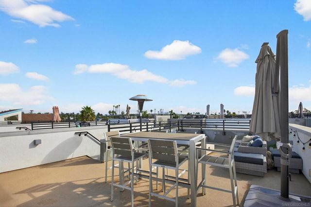 1566 Vista Del Mar 2, Oceanside, CA 92054