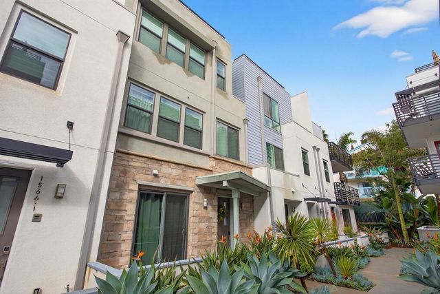 1566 Vista Del Mar 2, Oceanside, CA 92054