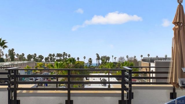 1566 Vista Del Mar 2, Oceanside, CA 92054