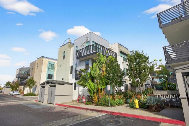 1566 Vista Del Mar 2, Oceanside, CA 92054