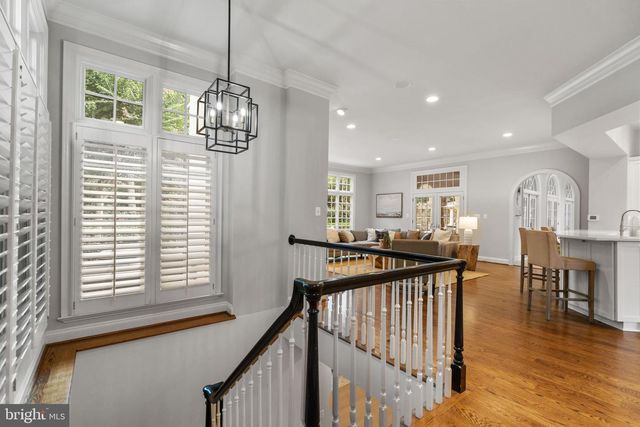 7795 GLENHAVEN CT, Mclean, VA 22102