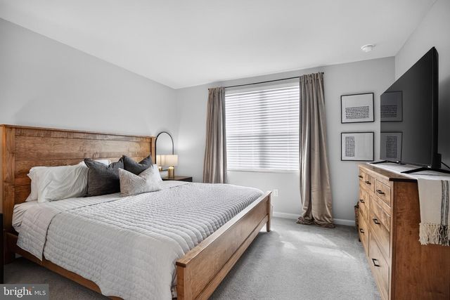 336 COMFORT RD, Williamstown, NJ 08094