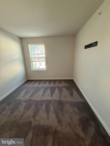2 KUSY TER, Bridgeport, PA 19405